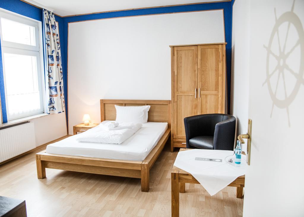 Hotel Tum Stueuermann Büsum Εξωτερικό φωτογραφία